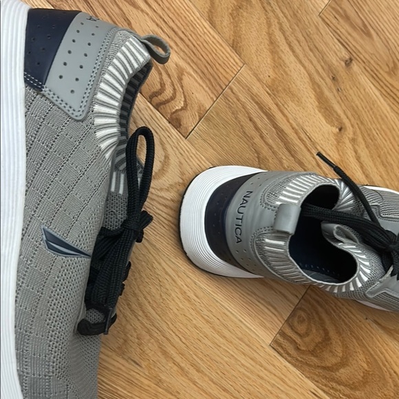 Nautica Men's Gray Casual Shoes very comfortable stylish worn once - Picture 10 of 14